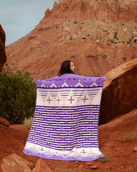 Spider Woman Wool Blanket – North Winds Series – Eighth Generation