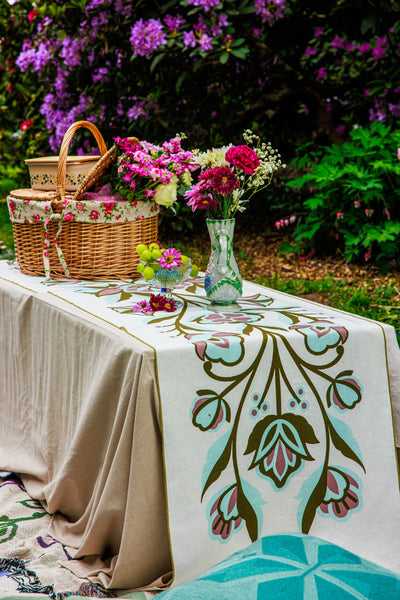 Always Growing Table Runners – Eighth Generation