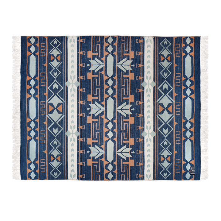 Picture of Natural Geometry Throw Blanket – Eighth Generation