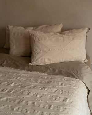 Otter Steps Sham Set