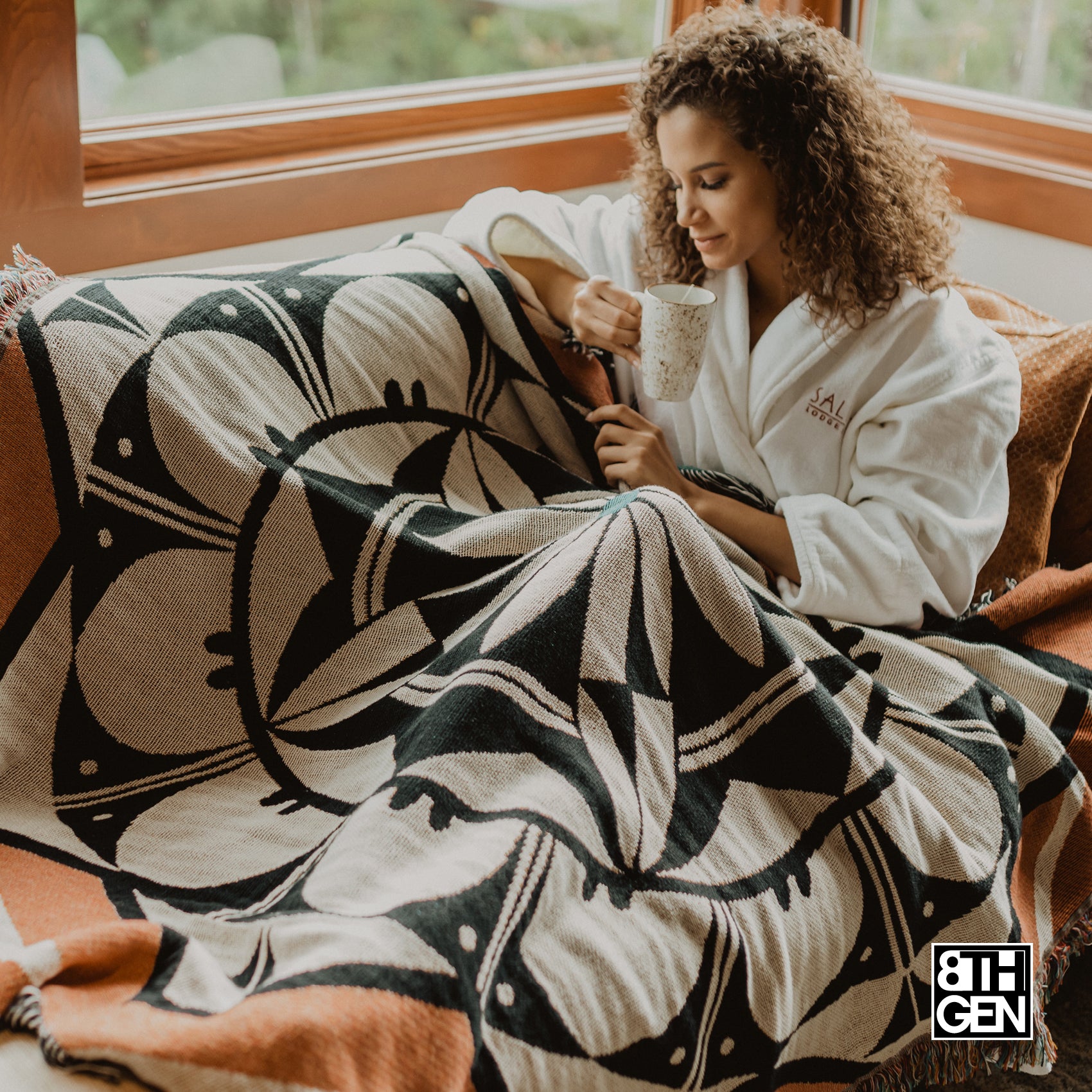 Balance Throw Blanket Eighth Generation